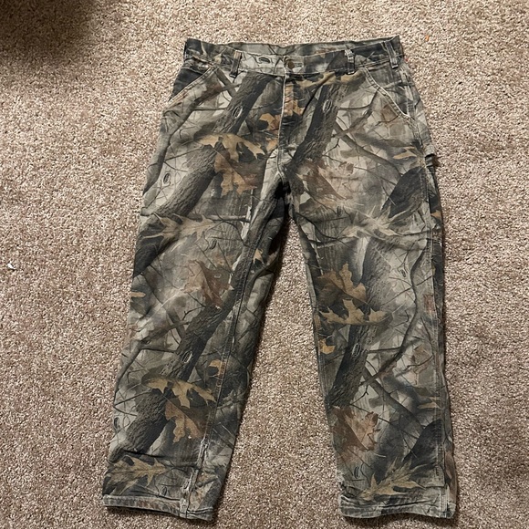 Vintages Y2K style Carhartt Real Tree Camo Carpenter Pants size 38x30 - Picture 3 of 4